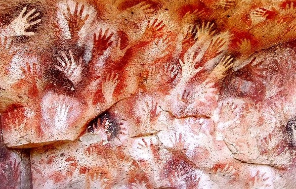 ラスコー洞窟の壁画　手形